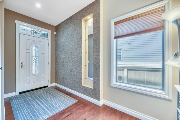Property Photo:  331 Mahogany Court SE  AB T3M 0T5 