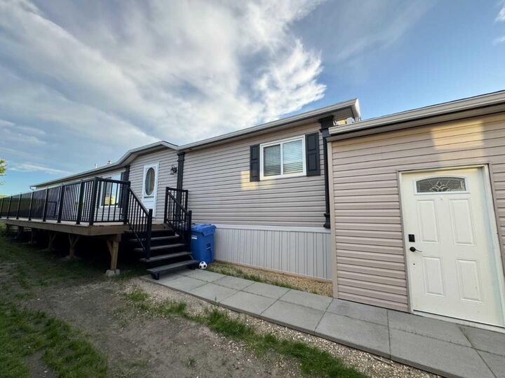 Property Photo: 18 McKay Place AB T4M 0X5