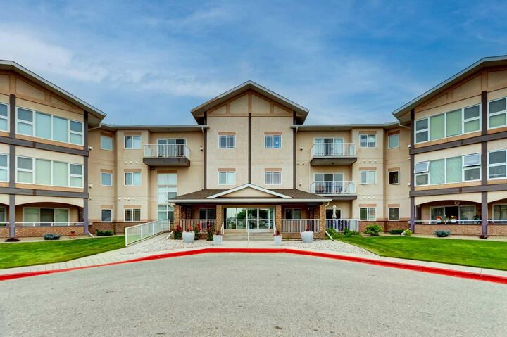 Property Photo: 43 Westlake Circle 109 AB T1P 1T6