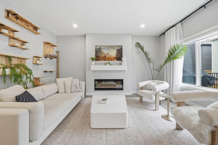 Property Photo: 902 Bluerock Way SW AB T2Y 0S5
