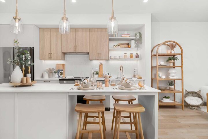 Property Photo: 1850 80 Street SW 2205 AB T3H 5E5