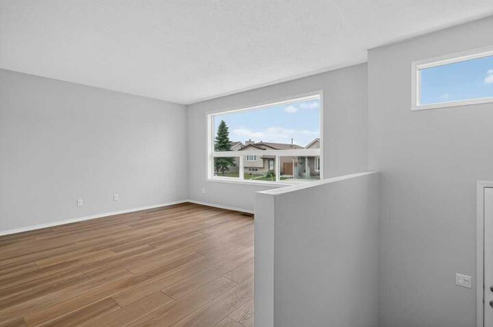 Property Photo:  44 Falshire Close NE  AB T3J 3A1 