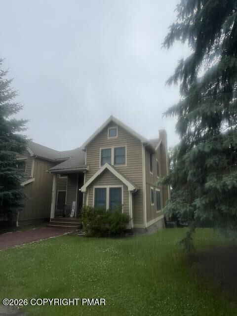 Property Photo: 451 Maple Court PA 18372