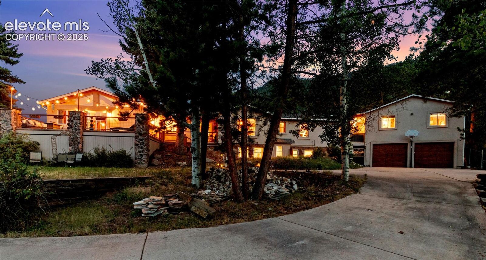 Property Photo:  8825 Chipita Park Road  CO 80809 