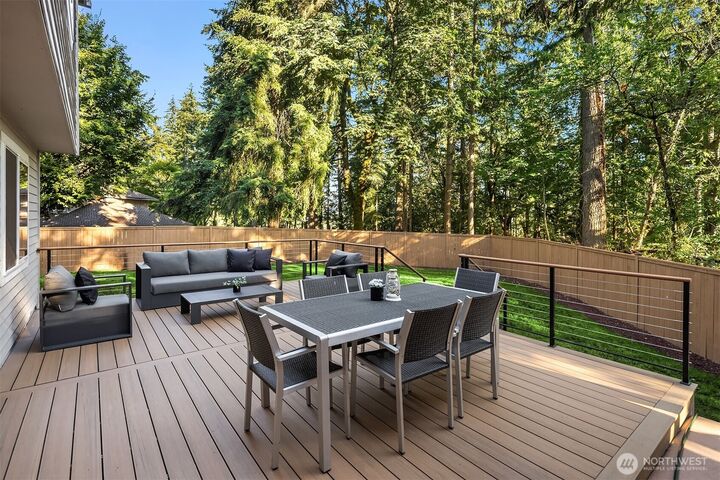 Property Photo: 21229 NE 14th Place WA 98074