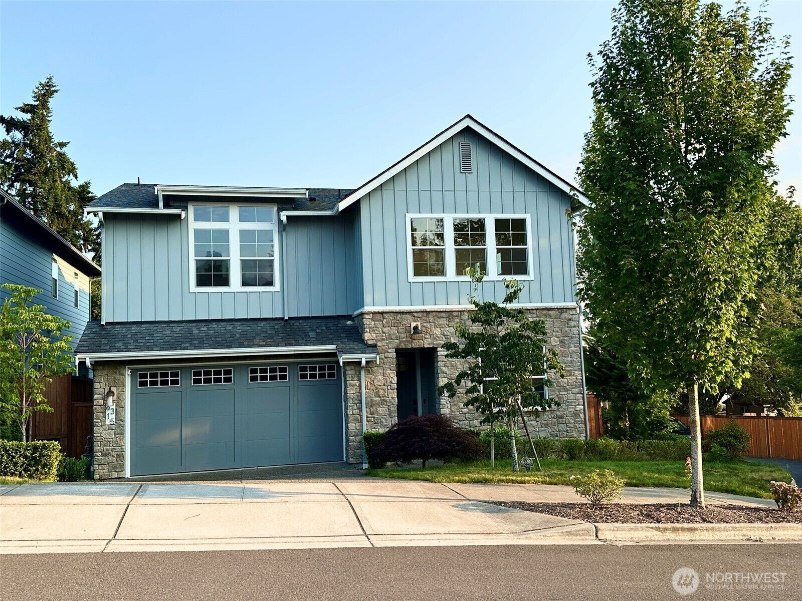 Property Photo:  8315 NE 126th Place  WA 98033 