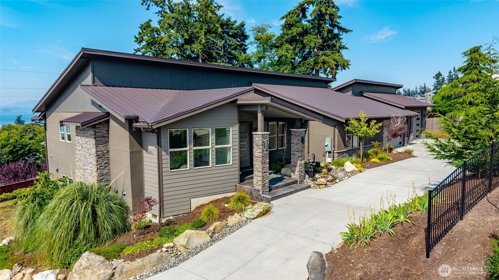 Property Photo:  1505  Harbor View Court  WA 98221 
