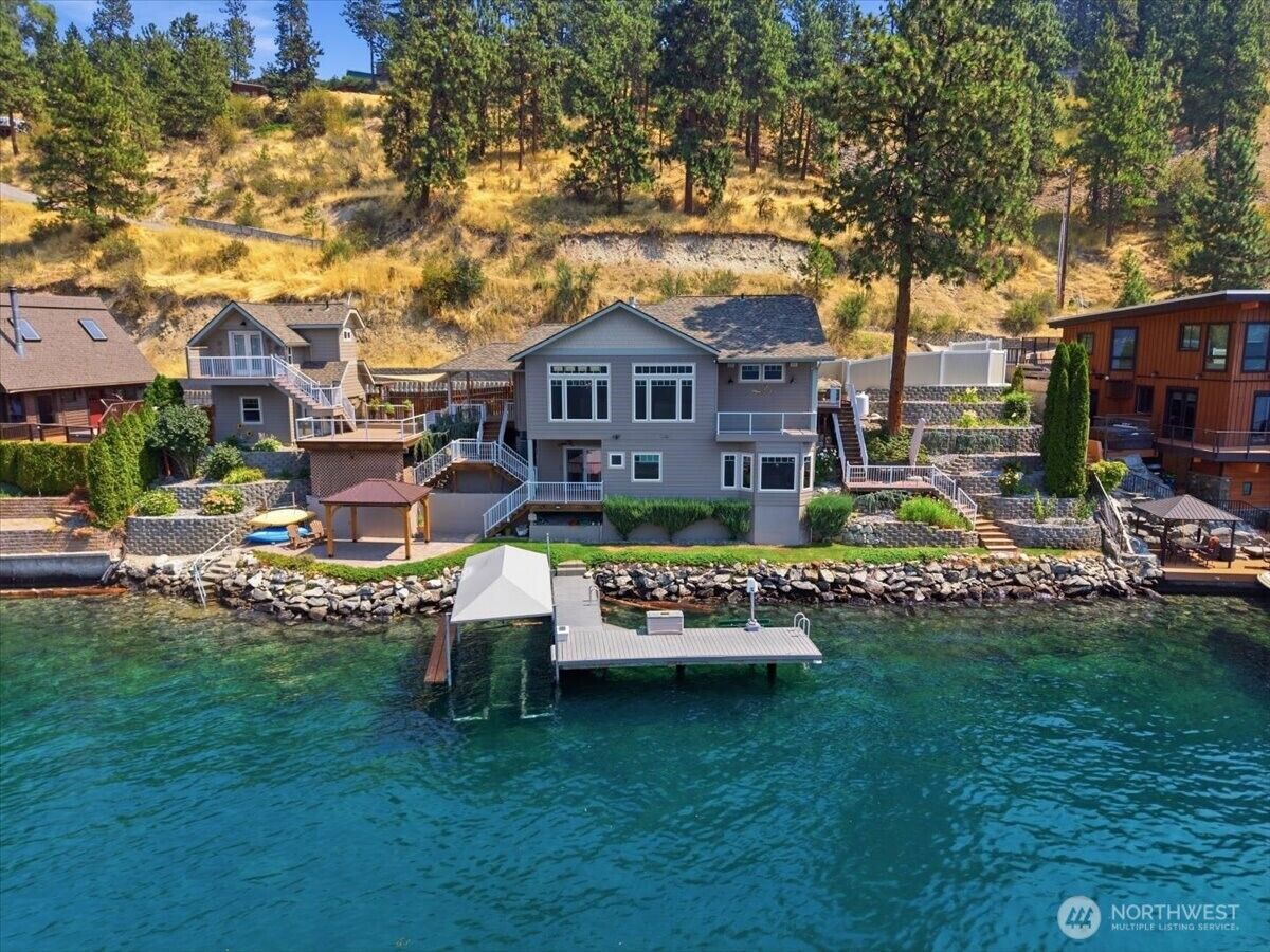 Property Photo: 15 Helios Hills Lane WA 98831