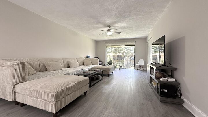 Property Photo:  2925 SW 22nd Avenue 203  FL 33445 