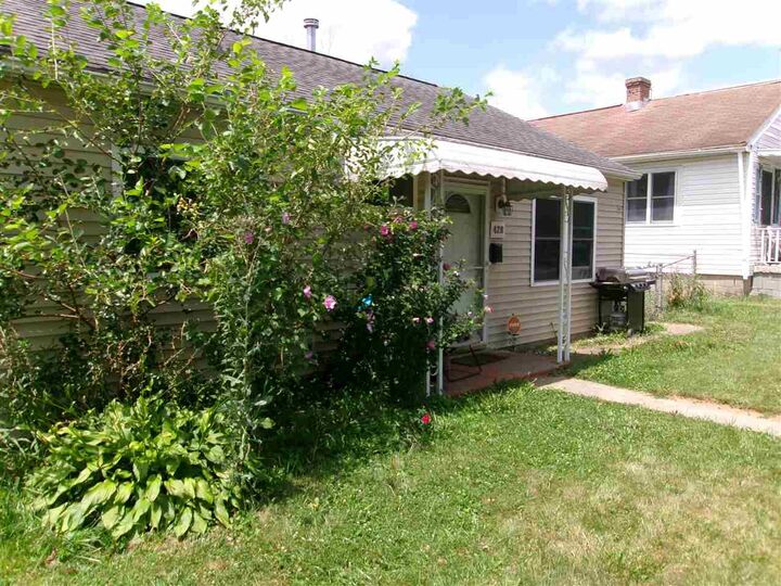 Property Photo:  428 SW 17th Street  IN 47374 