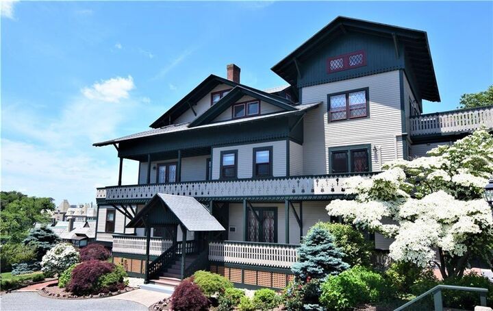 Property Photo: 35 Chastellux Avenue J RI 02840