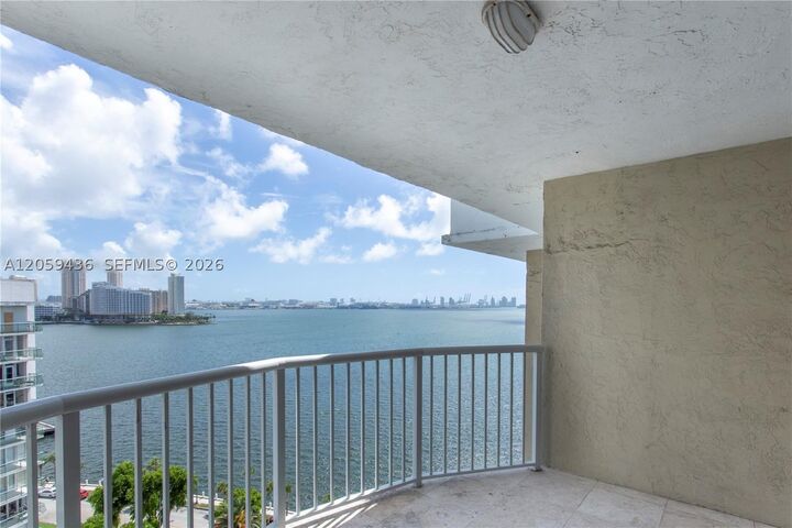 Property Photo:  1420 Brickell Bay Dr 1604B  FL 33131 