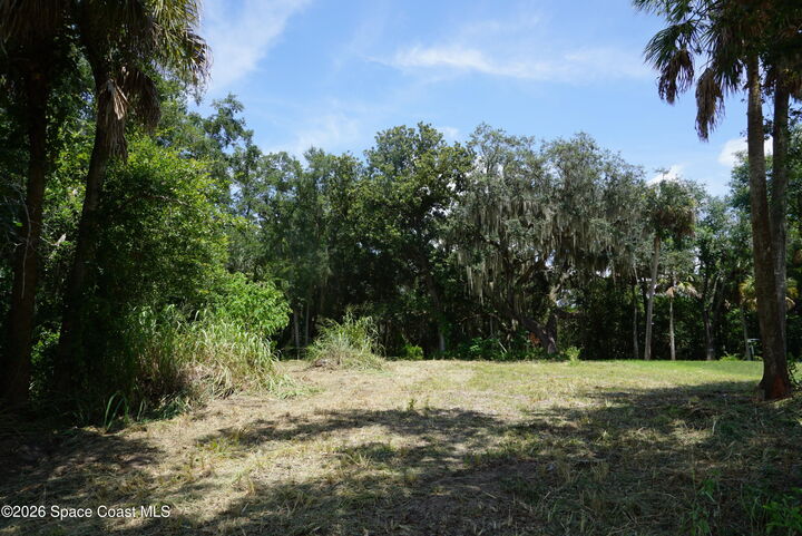 Property Photo:  306 Jennifer Drive  FL 32796 