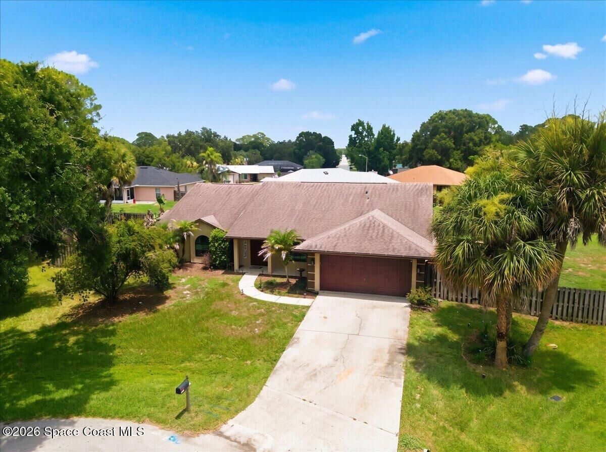 Property Photo:  1201 Gem Court  FL 32907 