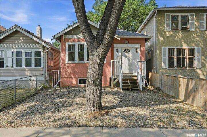 2038 Toronto Street — photo 1
