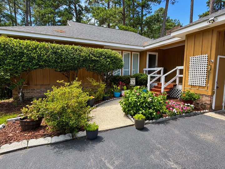 Property Photo: 106 Wateree Drive SC 29142