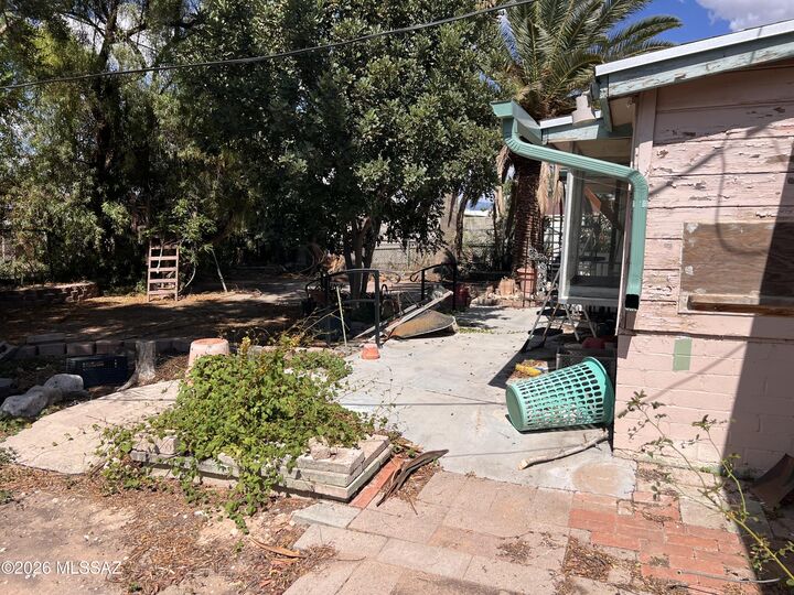 Property Photo:  618 W Calle Castile  AZ 85756 