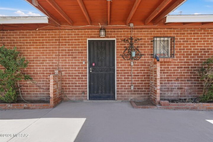 Property Photo:  1257 W Navajo Street  AZ 85705 
