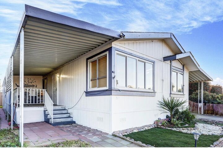 Property Photo: 5505 W Tulare Avenue 317 CA 93277