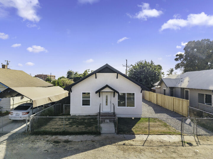 Property Photo:  19715 Guthrie Drive  CA 93267 