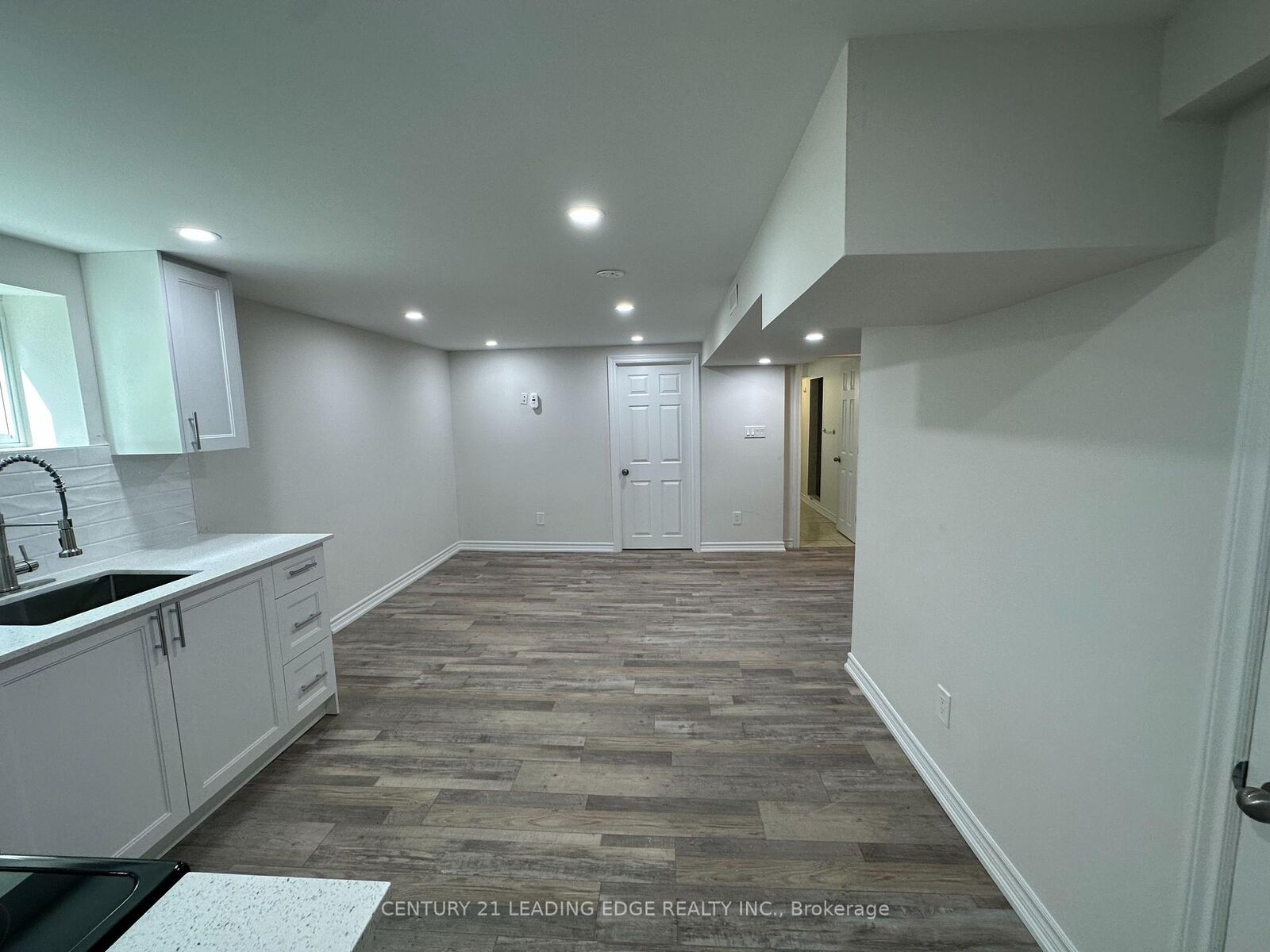 Property Photo:  11 White Abbey Park Bsmt  ON M1R 4R3 