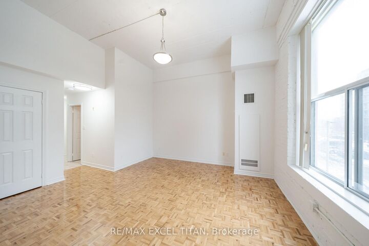 Property Photo: 1401 Dupont Street 118 ON M6H 4J7