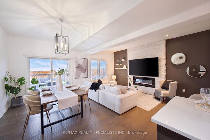 Property Photo:  27 Harmony Way  ON L2V 0B6 