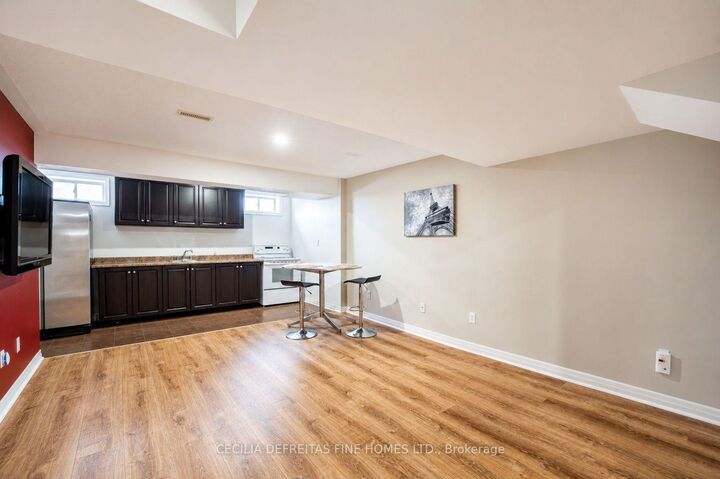 Property Photo: 294 Wildberry Crescent Bsmt ON L4H 2H6
