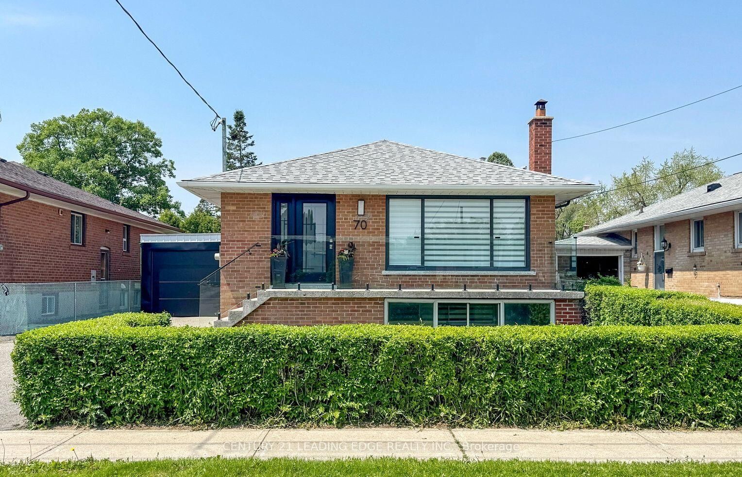 Property Photo:  70 Wexford Boulevard  ON M1R 1L3 