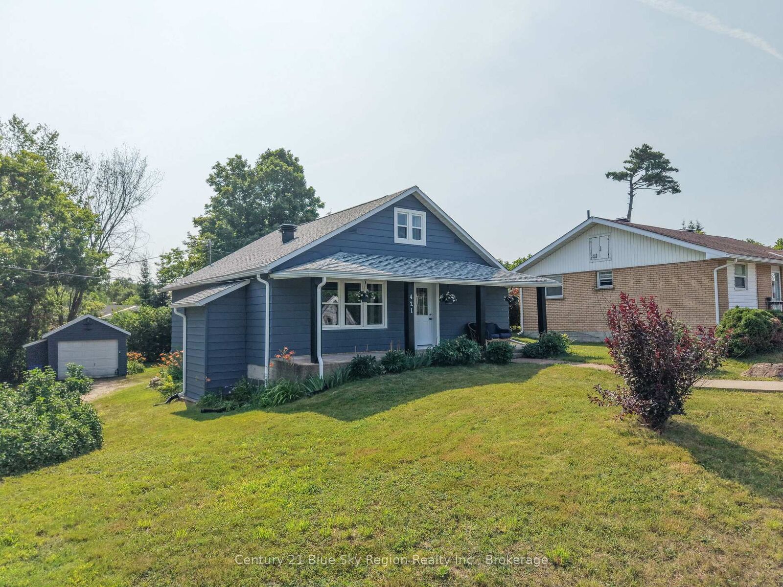 Property Photo:  421 McConnell Street  ON P0H 1V0 