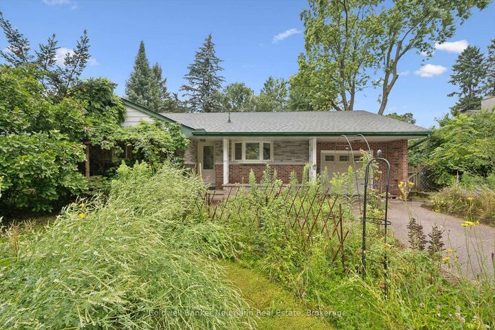 Property Photo:  45 Dean Avenue  ON N1G 1K6 