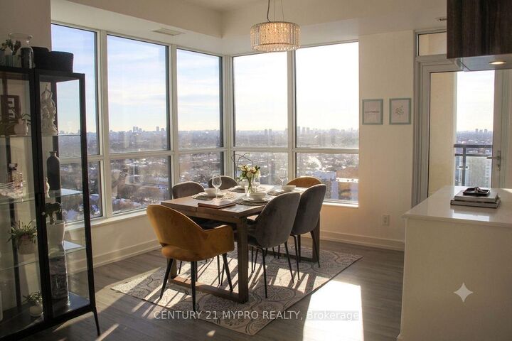 Property Photo:  1 Grandview Avenue 2006  ON L3T 0G7 