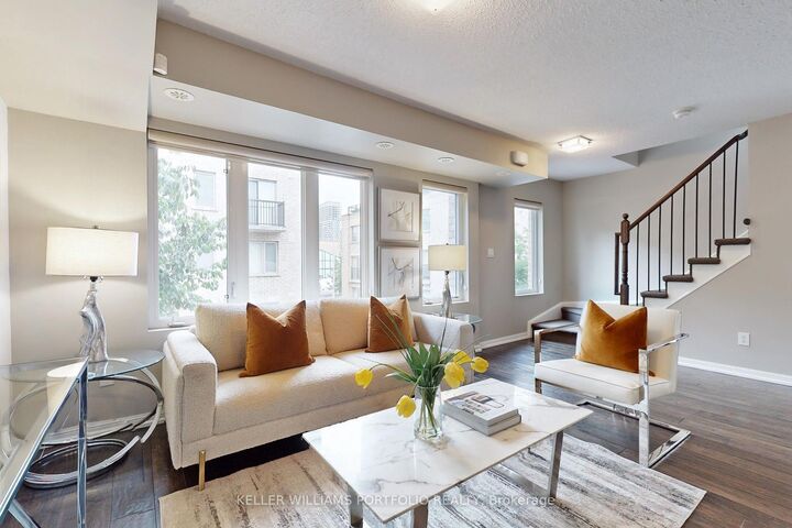 Property Photo:  10 Foundry Avenue 235  ON M6H 0A6 