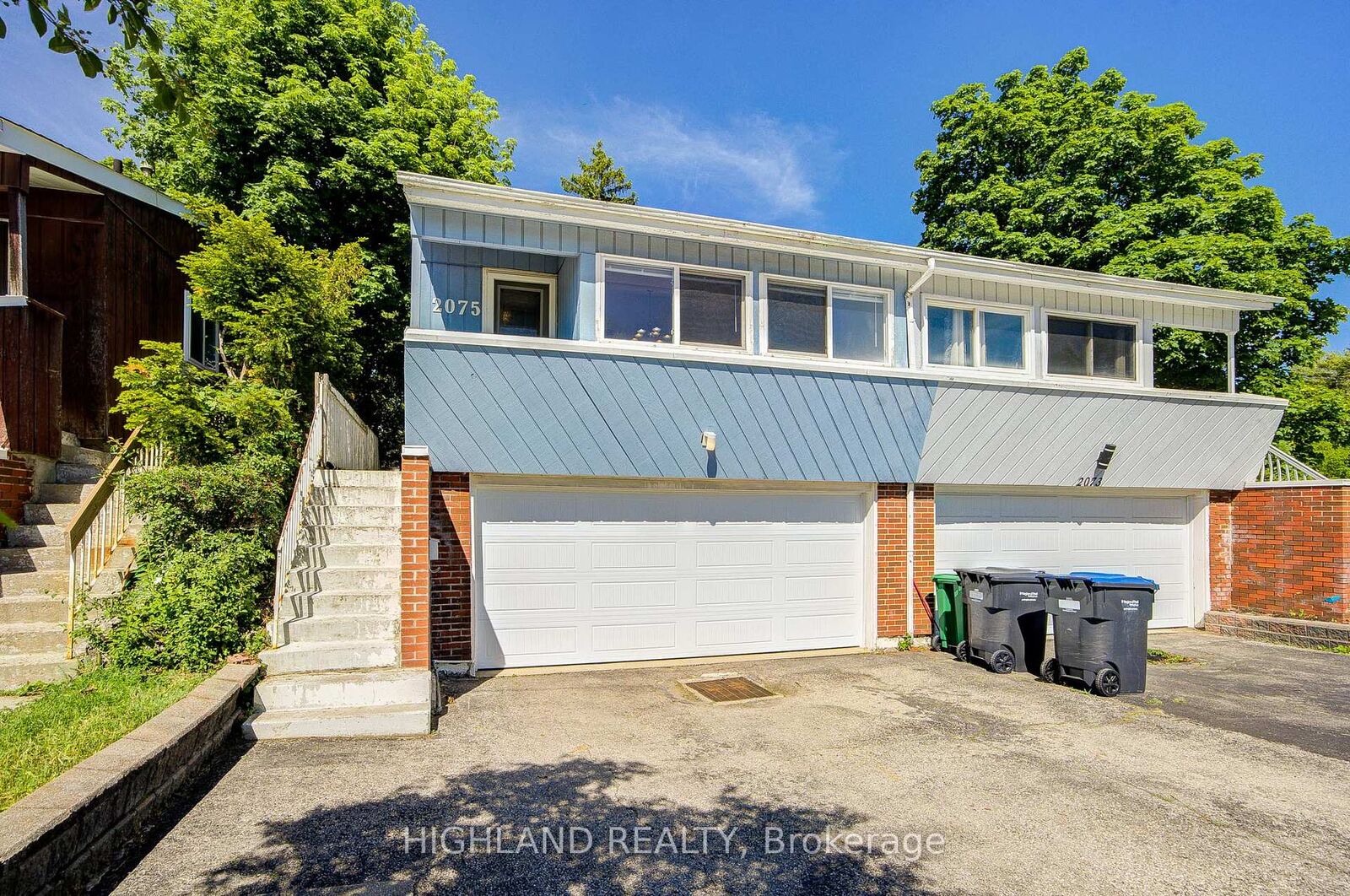 Property Photo:  2075 South Millway N/A  ON L5L 1R4 