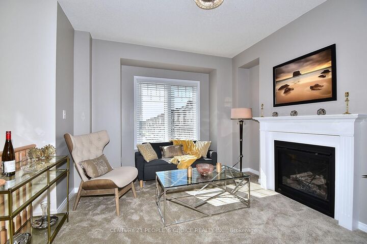 Property Photo: 13 Devineridge Avenue ON L1Z 0T1