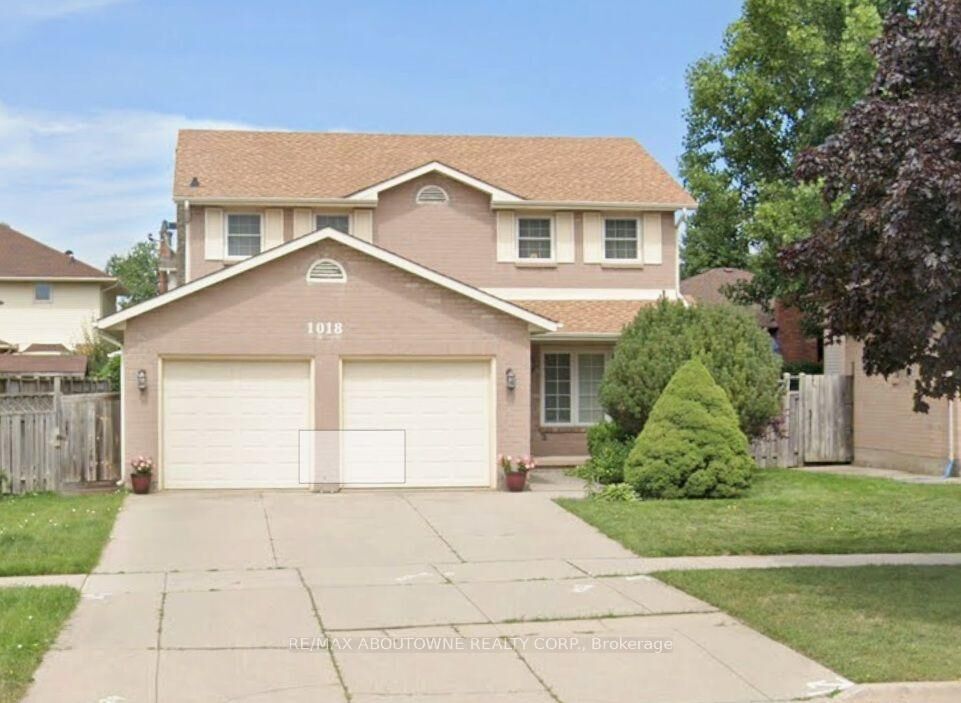 Property Photo:  1018 Upper Sherman Avenue  ON L8V 4Y9 