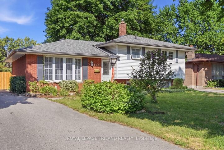 1175 Lancaster Street — photo 1