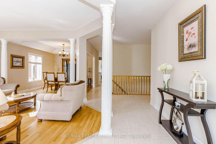 Property Photo: 128 Valleywood Boulevard ON L7C 1B3