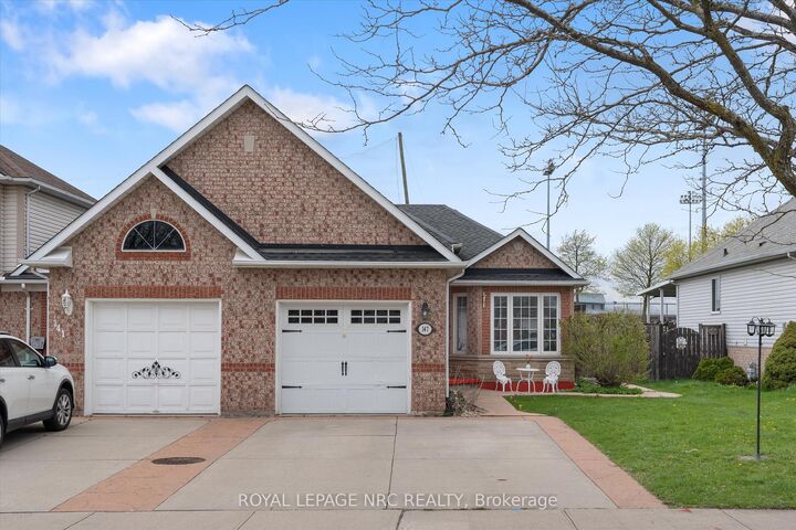 147 St. Lawrence Drive — photo 1