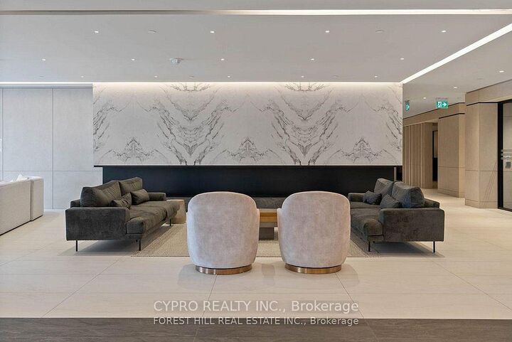 Property Photo: 50 Upper Mall Way 1607 ON L4J 0L8