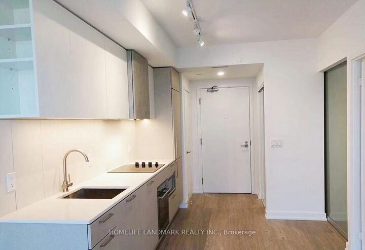 Property Photo: 19 Western Battery Road Ph 03 ON M6K 3S4