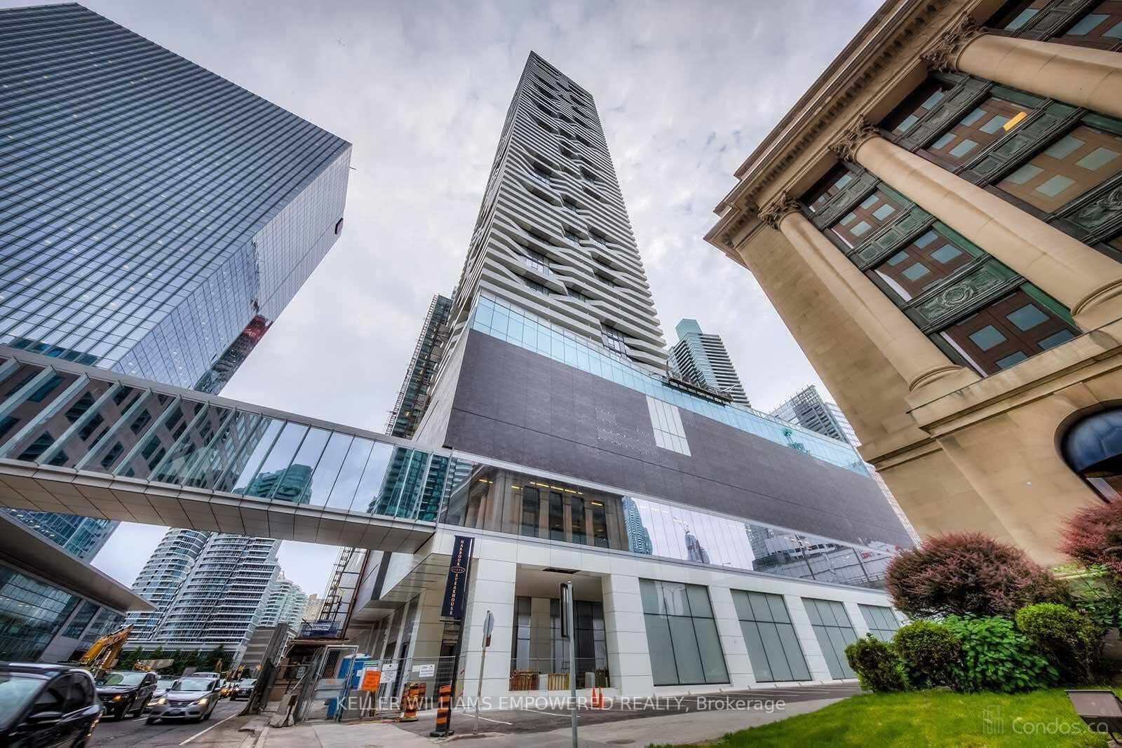 Property Photo:  88 Harbour Street 6304  ON M5J 0C3 