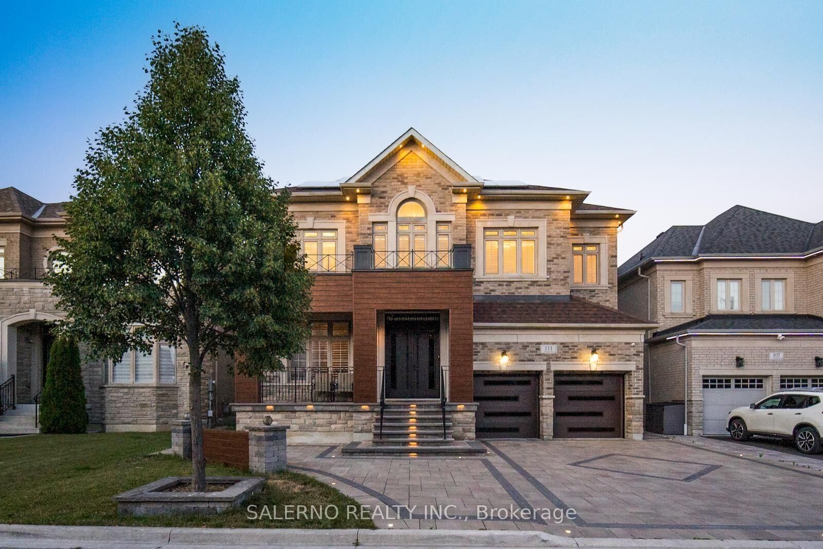Property Photo:  111 Ironside Drive  ON L4H 4C4 