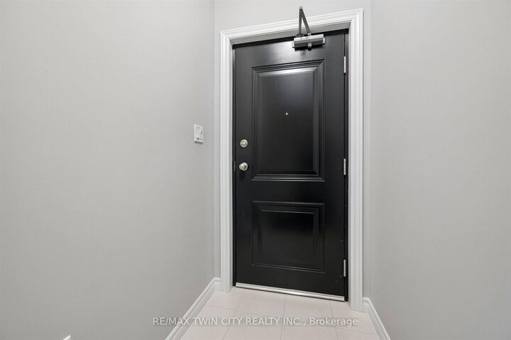 Property Photo: 8 Oat Lane ON N2R 0T1