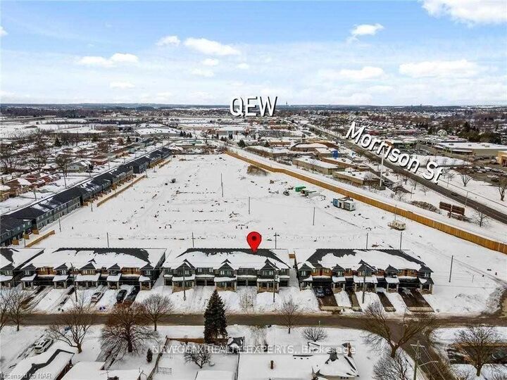 Property Photo:  4855 Pettit Avenue  ON L2E 0B7 