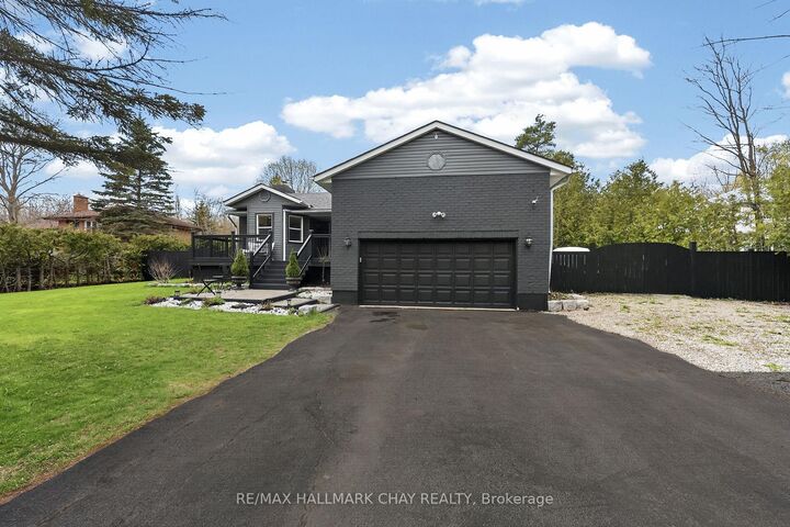 Property Photo:  2330 Lakeshore Road E  ON L0L 1T0 