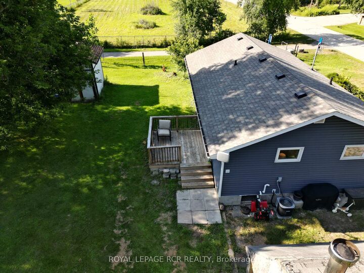 Property Photo:  28 Blake Street  ON L0E 1R0 