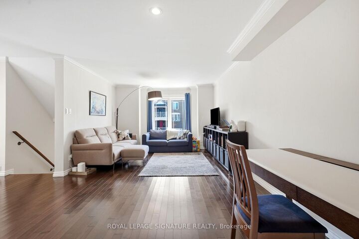 Property Photo:  36 Moorefield Drive  ON M1C 5B6 