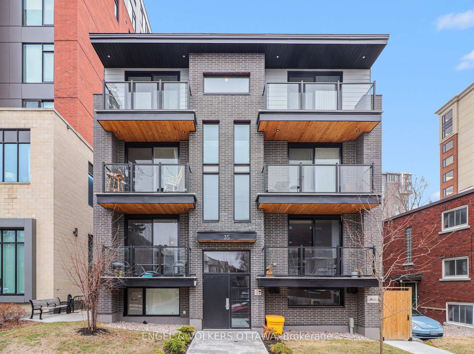 Property Photo: 35 Monk Street 1 ON K1S 3Y7