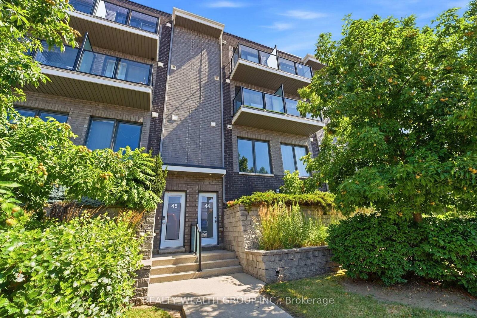 Property Photo:  2059 Weston Road 44  ON M9N 1X7 